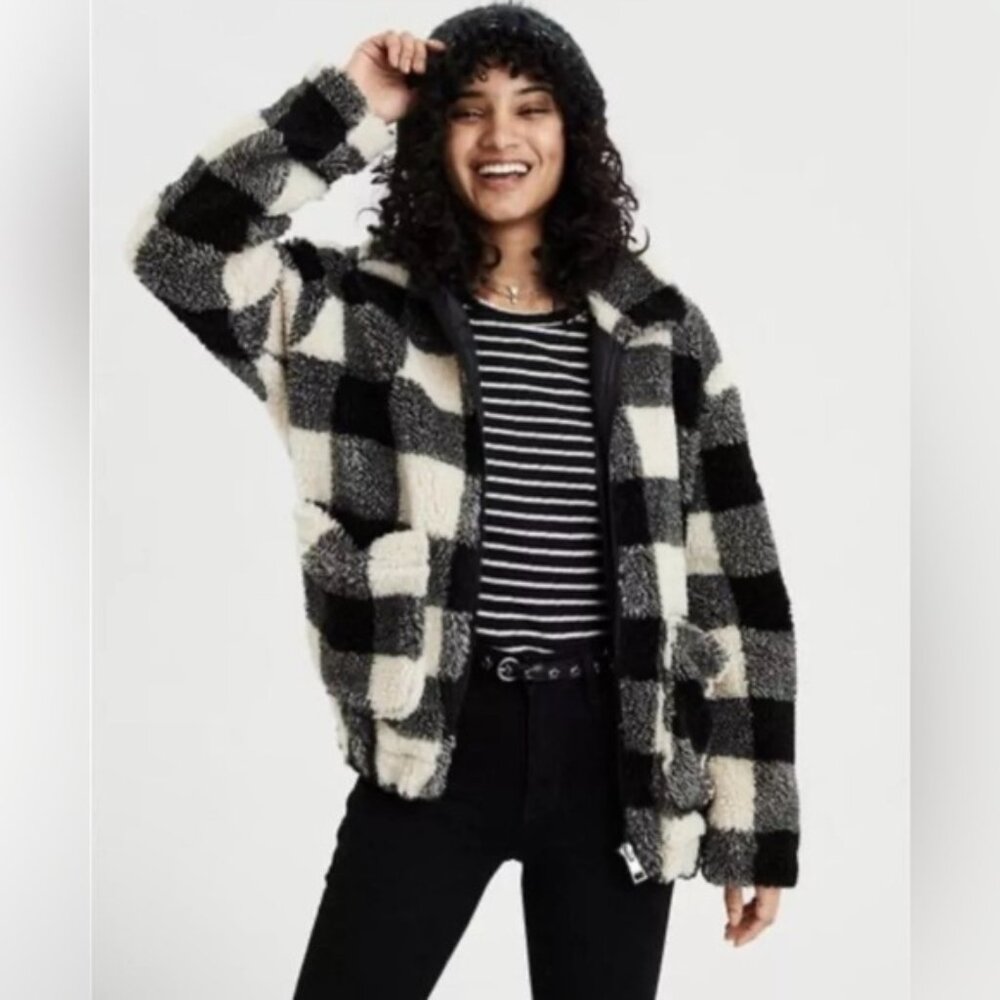 AMERICAN EAGLE Plaid Sherpa Jacket​